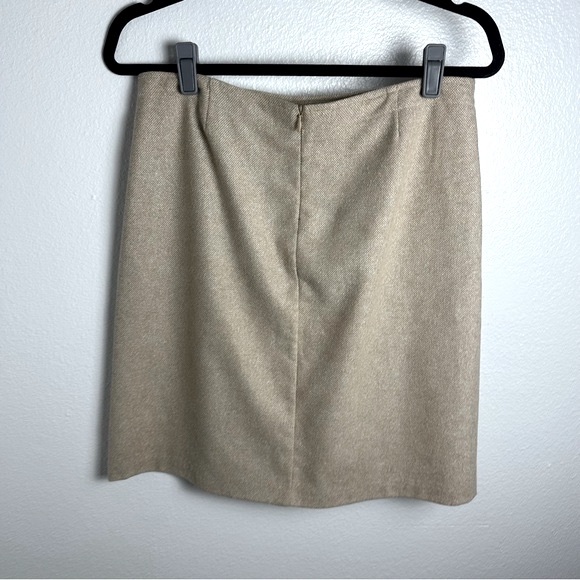 United Colors Of Benetton Beige Wool Silk Tie Detail Front Pockets Skirt NWOT 4? - Picture 3 of 15